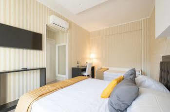 Hotel Happy Holiday 2*