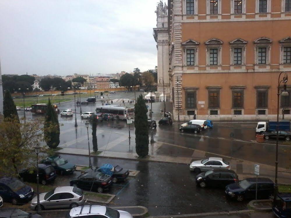Happy Holiday 2* Rome
